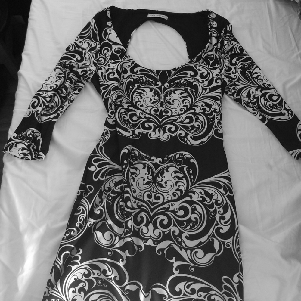 Arden B 3/4 sleeve, drop back party dress